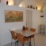 Binisaid Nou カントリーハウス