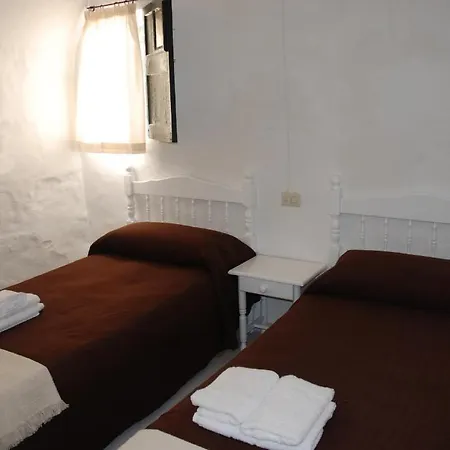 Agroturisme Binisaid Country house *