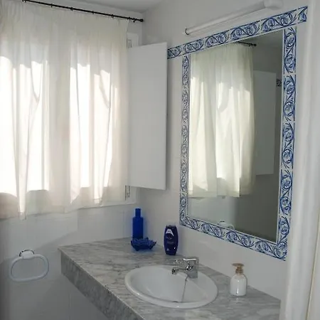 Летний дом Binisaid Nou