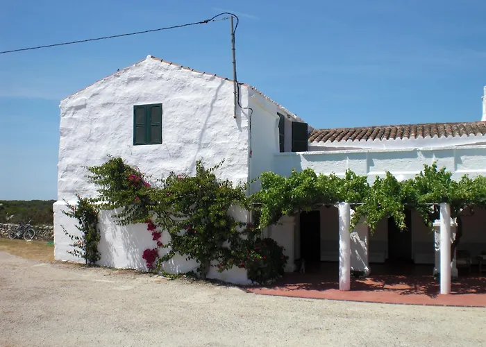 בית כפרי Binisaid Nou קאלה גלדנה