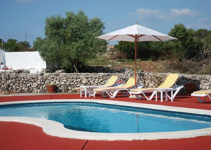 בית כפרי Binisaid Nou