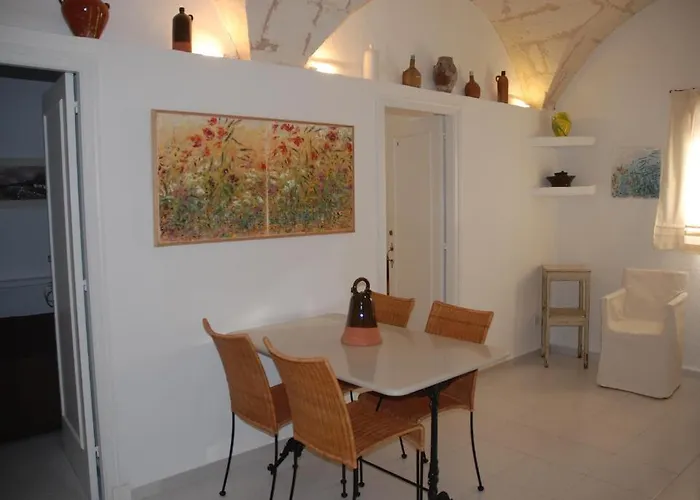 Binisaid Nou منزل ريفي