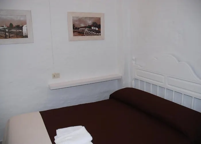 Binisaid Nou منزل ريفي