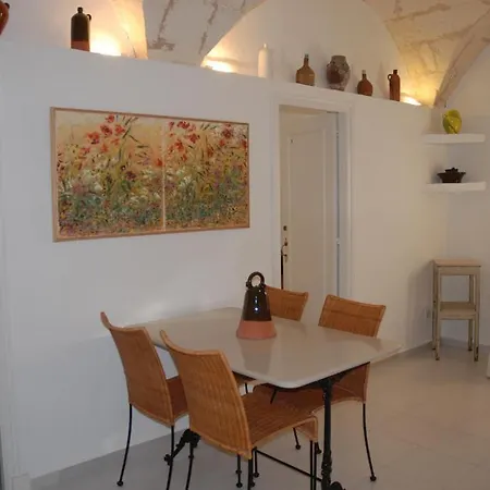 Binisaid Nou カントリーハウス